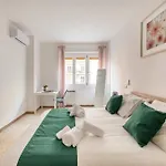 Appartamento Dolce Luxury 4 Km Da Colosseo